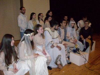 "Το σκλαβί" από την Πειραματική Σκηνή Καλαμάτας
