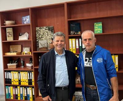 Συνάντηση Αναστασόπουλου με Κόκκινο για εργάτες γης
