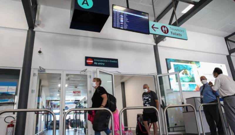 Πιστοποιητικά νόσησης και εμβολιασμού: Νέα notam της ΥΠΑ για τις πτήσεις εσωτερικού