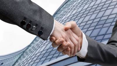 Κίνητρα συγχώνευσης μικρών επιχειρήσεων με νόμο που θα ψηφιστεί τους επόμενους μήνες