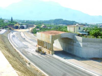 Απαλλοτριώσεις καθυστέρησαν τον κόμβο Καρέλια: Οκτώβριο ο περιφερειακός