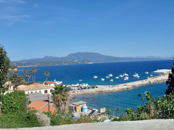 Προχωρούν αποχέτευση και σχολείο Κορώνης (βίντεο)