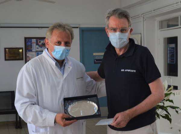 Στο Κέντρο Υγείας Αρεόπολης ο πρέσβης των ΗΠΑ Τζέφρι Πάιατ (φωτογραφίες)