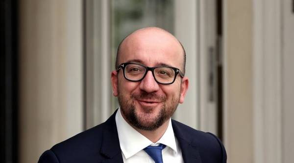 Βέλγος πρωθυπουργός: Κάποιοι καλύπτονται πίσω από τους εμπειρογνώμονες για την Ελλάδα