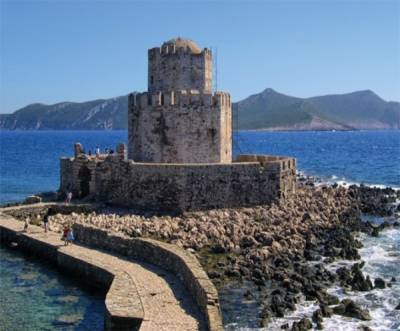 Συγκέντρωση ασπρόμαυρων φωτογραφιών της Μεθώνης