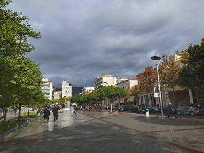 Καλαμάτα: Προαιρετικό άνοιγμα των καταστημάτων σήμερα