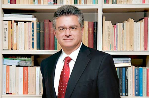 Ο Μεσσήνιος Δημήτρης Κούκης διοικητής Πολιτικής Αεροπορίας