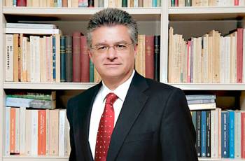 Ο Μεσσήνιος Δημήτρης Κούκης διοικητής Πολιτικής Αεροπορίας