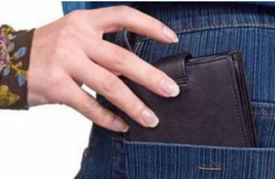 4 γυφτοπούλες πήραν από 82χρονο 300 ευρώ στη Μεσσήνη