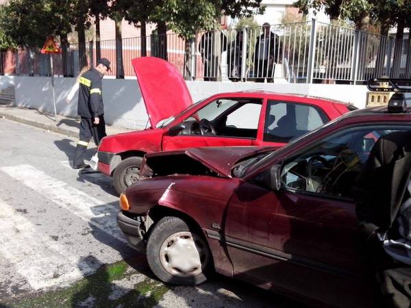 Τροχαίο με τραυματισμό Παλαιολόγου και Καλλιπατείρας στην Καλαμάτα