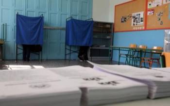 Ακόμα βασιλεύουν οι προεκλογικές αερολογίες και λείπει ο ουσιαστικός διάλογος