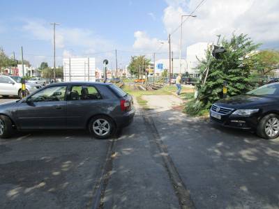 Στάθμευση στις γραμμές