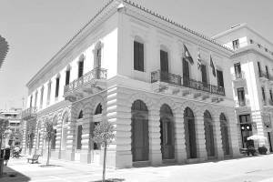 "Για τις ψήφους και εσείς, όπως και εμείς"