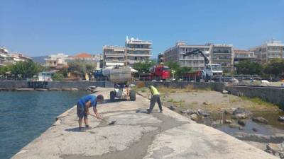 Θαύμα! Μετά το ατύχημα βρήκαν τσιμέντο και φτιάχνουν τα Βραχάκια