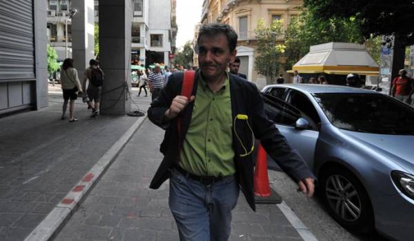 "Υπάρχει προοπτική να είναι καλύτερα τα πράγματα με το «όχι»" είπε ο Τσακαλώτος