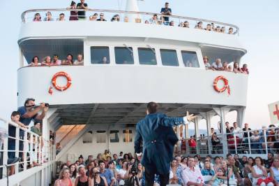 Η θεατρική παράσταση "Lemon" έρχεται στην Καλαμάτα