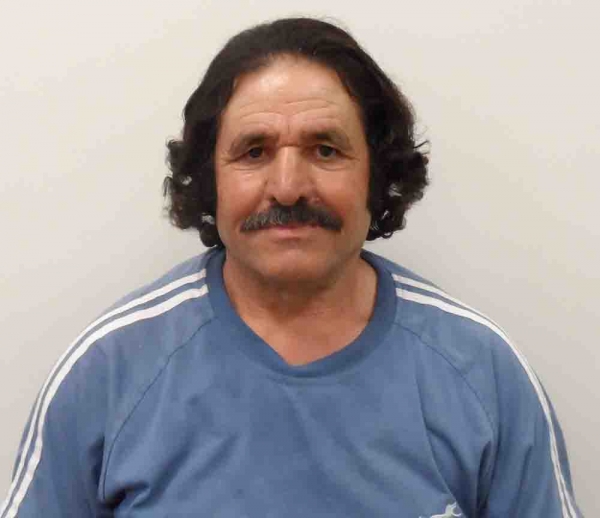 Ανεργος Αιγύπτιος ψαράς παρέδωσε χαμένο πορτοφόλι