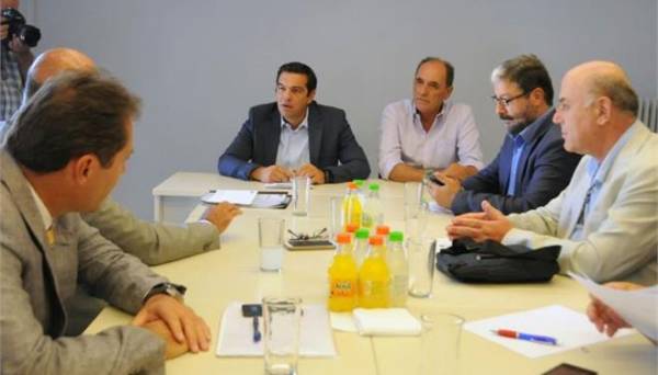 Κατά της ιδιωτικοποίησης των περιφερειακών αεροδρομίων τάχθηκε ο Τσίπρας