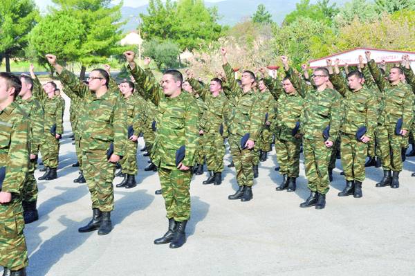 Ορκίστηκαν χθες 620 νεοσύλλεκτοι (βίντεο - φωτογραφίες)