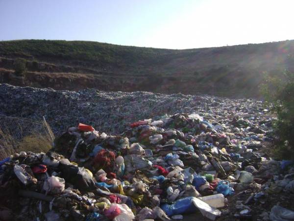 Κίνδυνος πυρκαγιάς στις χωματερές της Μεσσηνίας