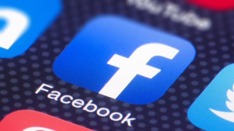 Facebook: Σχεδιάζει να αφαιρεί τις αναρτήσεις με ψευδείς ισχυρισμούς για τα εμβόλια