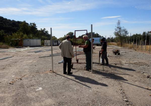 Πάνω από τα συνεργεία της ΔΕΥΑΚ πάει το φυτώριο