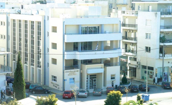 Ενα βήμα πριν το λουκέτο το Εργατικό Κέντρο Καλαμάτας