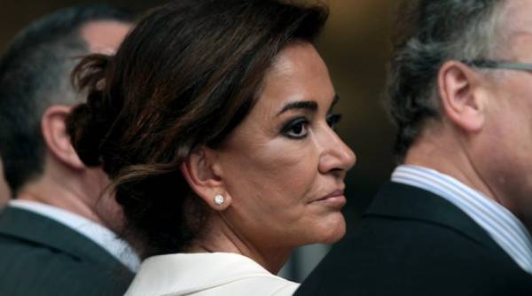 Μπακογιάννη: Η Κωνσταντοπούλου θέλει να μου σπάσει τα νεύρα