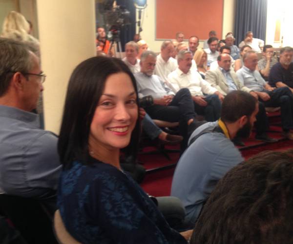 Νάντια: "Εθνική ανάγκη η δημιουργία 3ου πόλου"